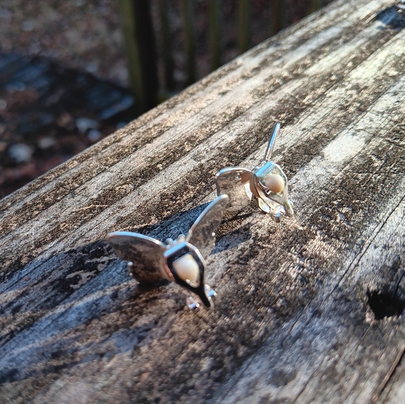 Claire's Butterfly Clip On Earrings - Picture 3 of 3